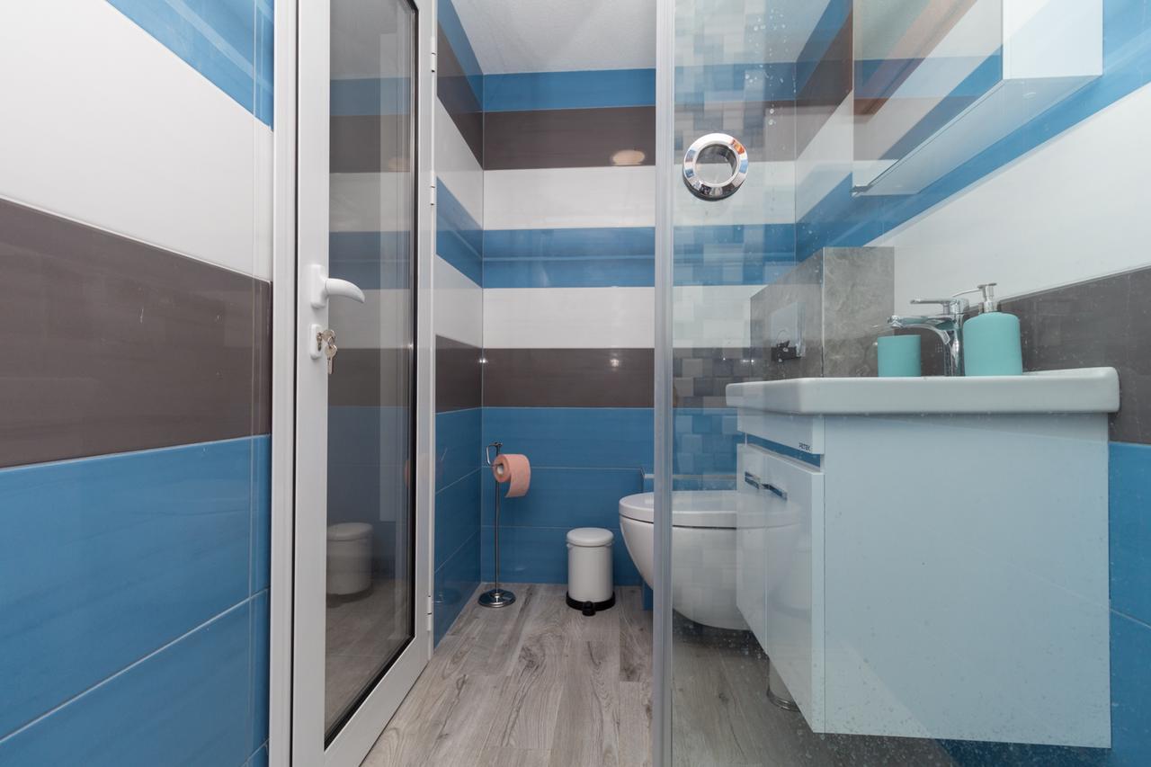 Alexger Beach Front Deluxe House Нікіті Екстер'єр фото